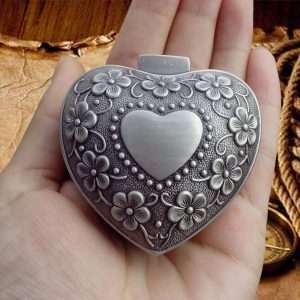 AVESON Classic Vintage Antique Heart Shape Jewelry Box Ring Small Trinket Storage Organizer Chest Christmas Gift, Silver - 6