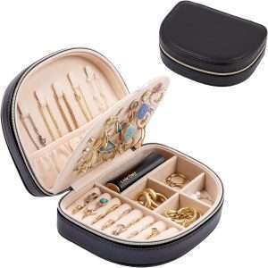 Travel Size Jewelry Box, Small Portable Seashell-Shaped Jewelry Case, 2 Layer Mini Jewelry Organizer in PU Leather for Women, Mother's Day Gift - 1