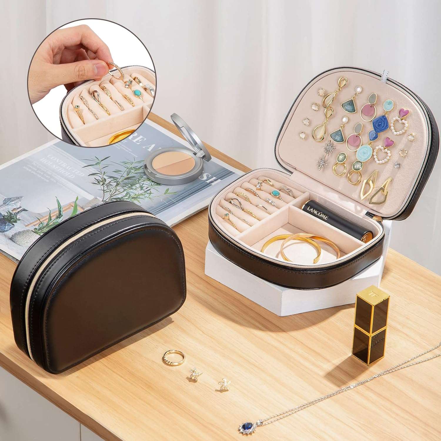Travel Size Jewelry Box, Small Portable Seashell-Shaped Jewelry Case, 2 Layer Mini Jewelry Organizer in PU Leather for Women, Mother's Day Gift - 3