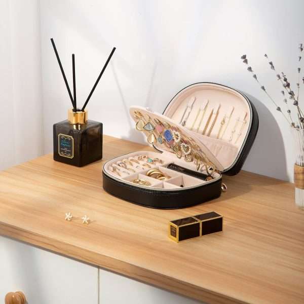 Travel Size Jewelry Box, Small Portable Seashell-Shaped Jewelry Case, 2 Layer Mini Jewelry Organizer in PU Leather for Women, Mother's Day Gift - 8
