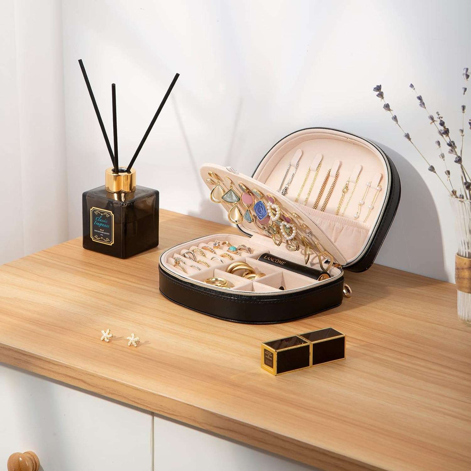 Travel Size Jewelry Box, Small Portable Seashell-Shaped Jewelry Case, 2 Layer Mini Jewelry Organizer in PU Leather for Women, Mother's Day Gift - 8