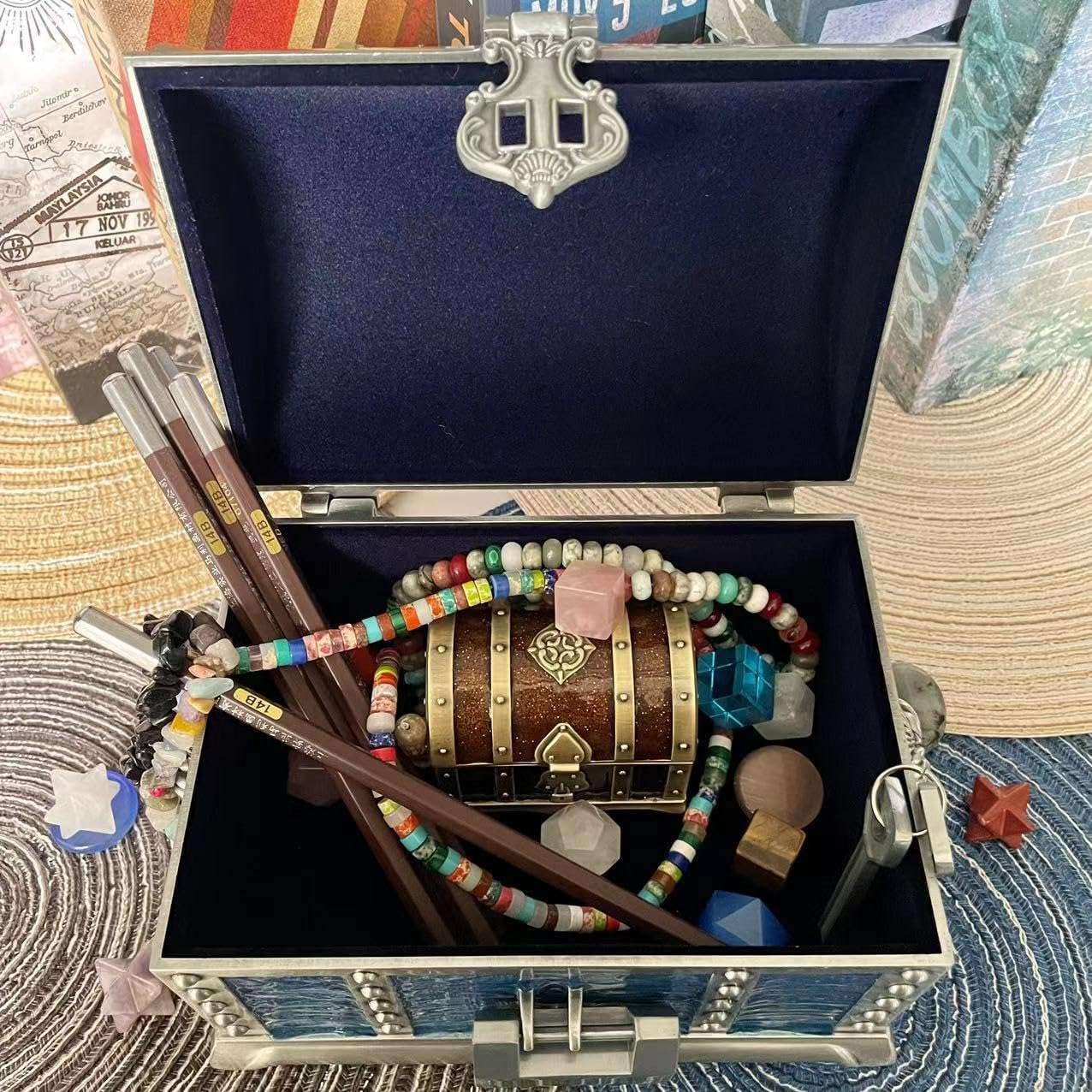 Vintage Metal Jewelry Chest Treasure Trinket Box, Gem Storage Tray Ring Earrings Necklace Keepsake Gift Holder Case Bag for Girls Ladies Women (Large Tin Blue Empty) - 2