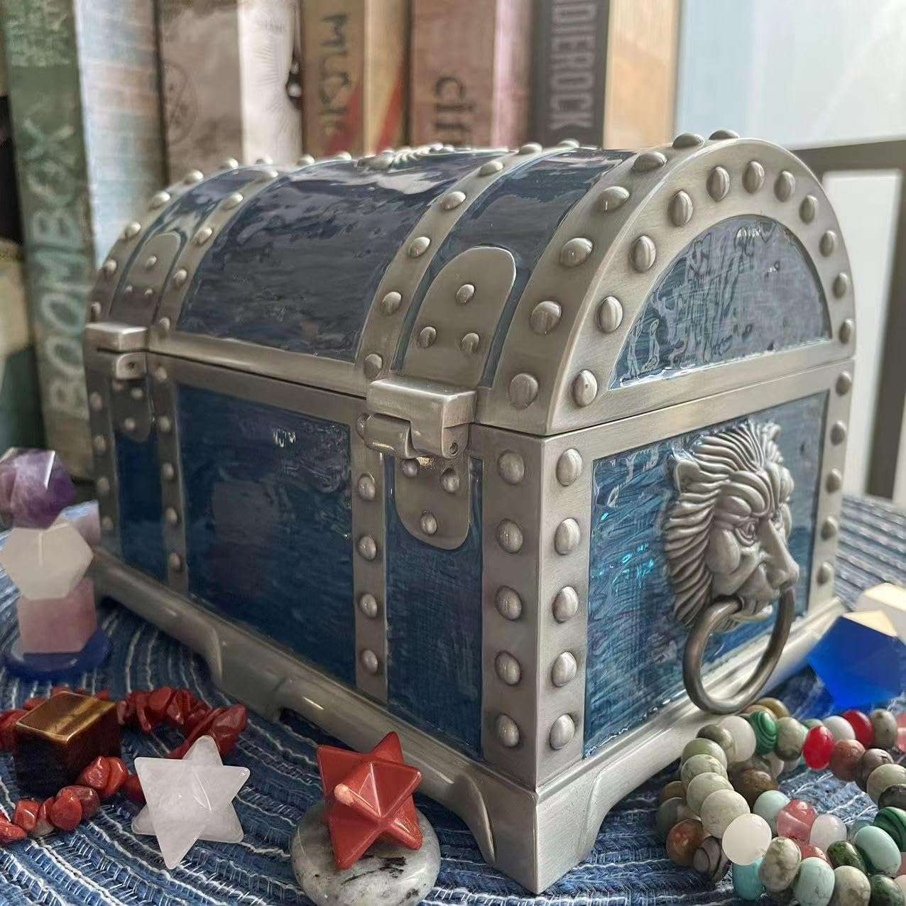Vintage Metal Jewelry Chest Treasure Trinket Box, Gem Storage Tray Ring Earrings Necklace Keepsake Gift Holder Case Bag for Girls Ladies Women (Large Tin Blue Empty) - 3