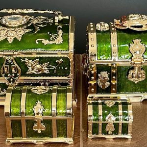 Retro Jewelry Box Arched Vintage Rectangular Metal Chest Necklace Ring Earrings Storage Case for Women Girls (Golden Transparent Green, S) - 6