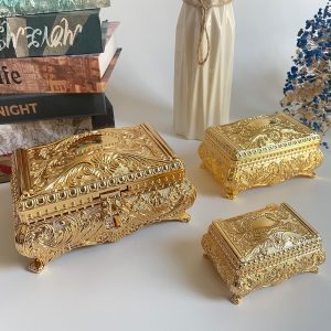 SIWOT Rectangular Classical Patterned Jewelry Box,Metal Retro European Scroll Design Treasure Storage Chest Case for Girls Women (Golden, Small) - 5